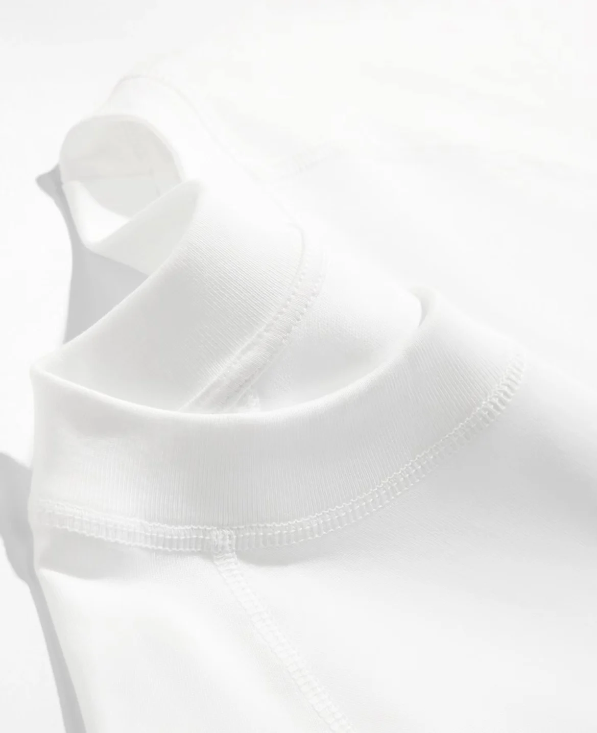ブラックアイパッチ ハンドルウィズケア ロゴTシャツ サイズ - Men'S Fashion X のレビューと価格